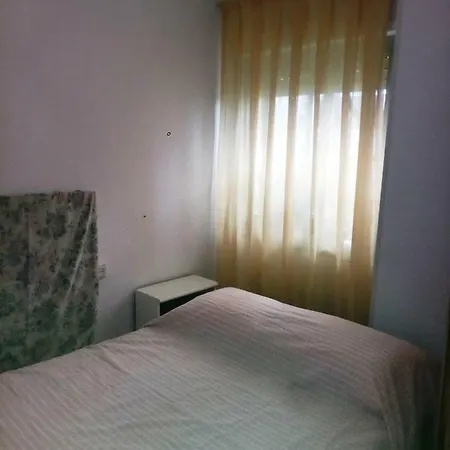 Arroyo De La Miel Centro Homestay *
